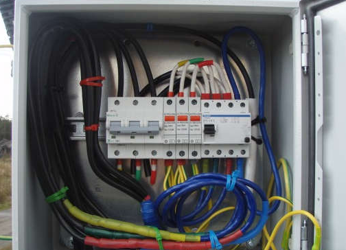 Соединение провода с вводным кабелем