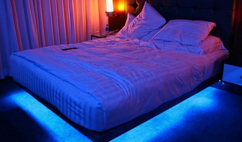 светодиодное освещение в спальне