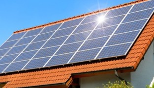Выгодно ли устанавливать солнечные батареи в частном доме