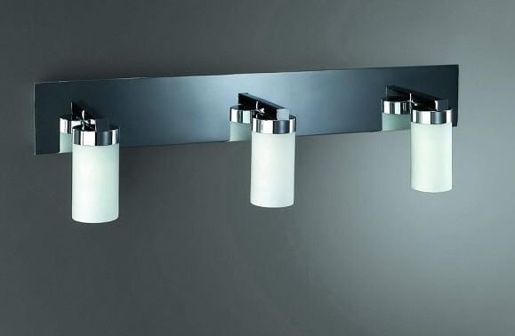 универсальные светильники для ванной